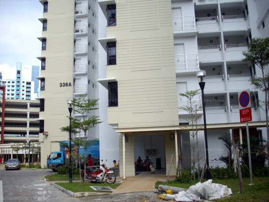 Tah Ching Road thumbnail photo